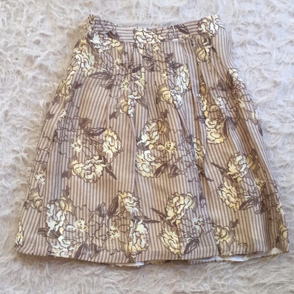 Loft part silk & linen tan/beige floral skirt